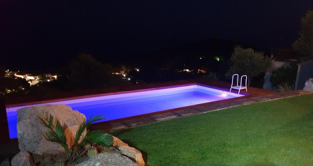 Villetta Con Piscina Panoramica Belvedere Mari Pintau Geremeas Exterior photo