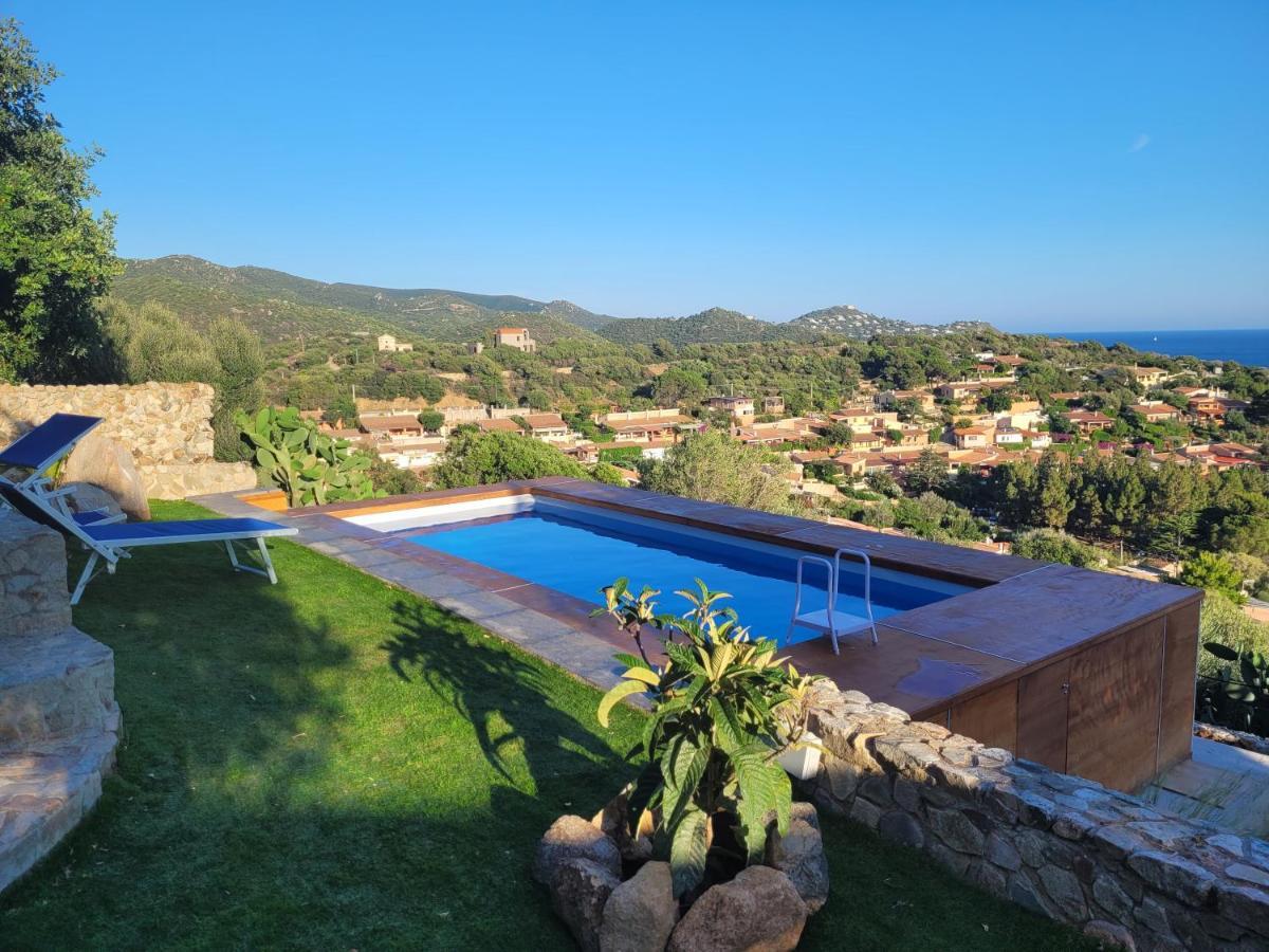 Villetta Con Piscina Panoramica Belvedere Mari Pintau Geremeas Exterior photo